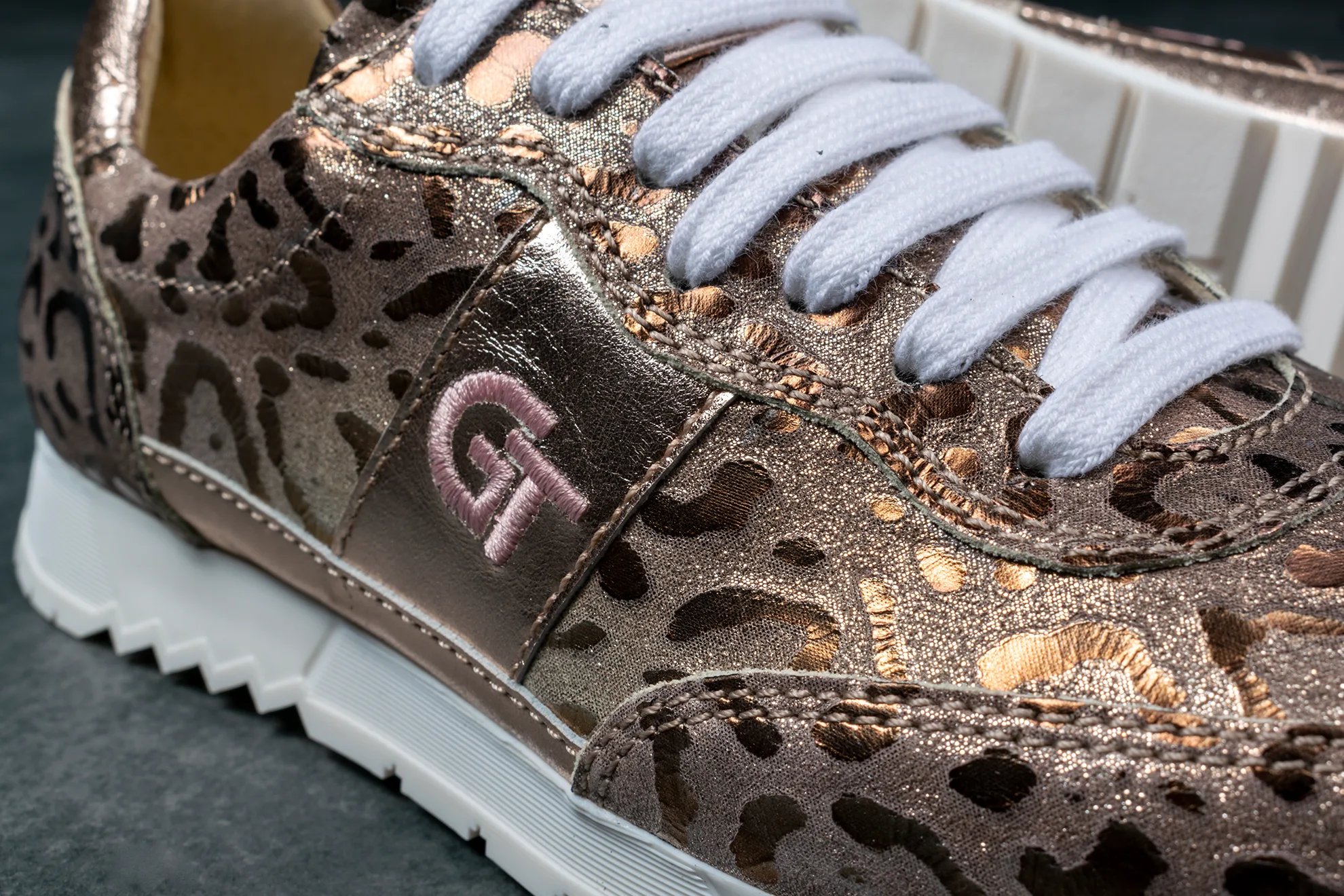 G&T Exkluzív Rosegold Panther bőr sportcipő