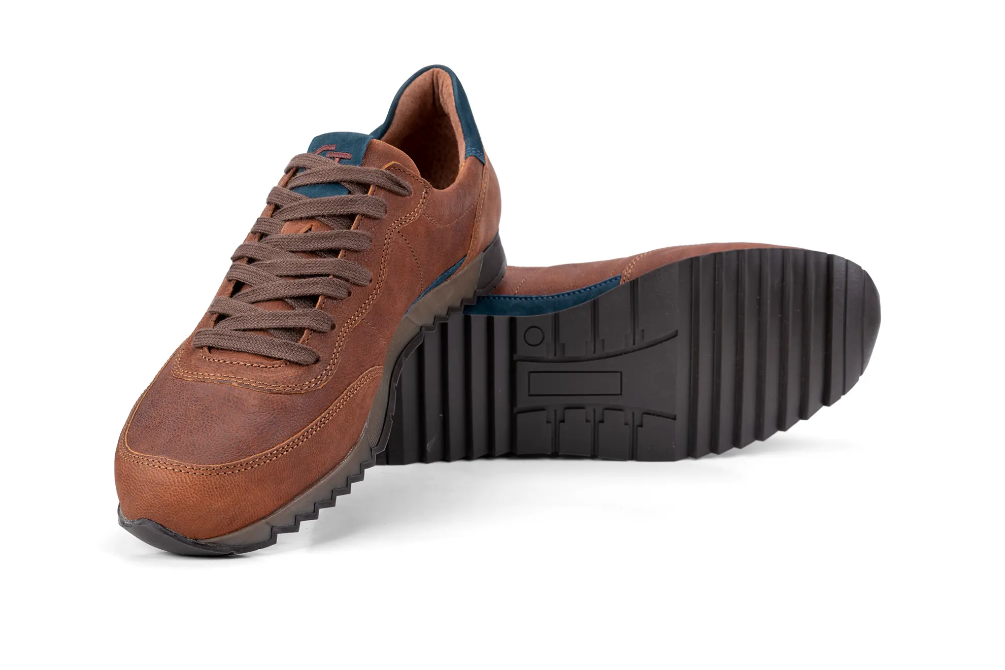 G&T Aktív Vintage bőr sportcipő