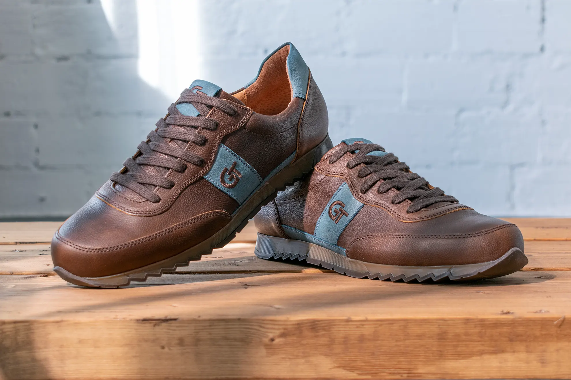 G&T Aktív Nomád bőr sportcipő