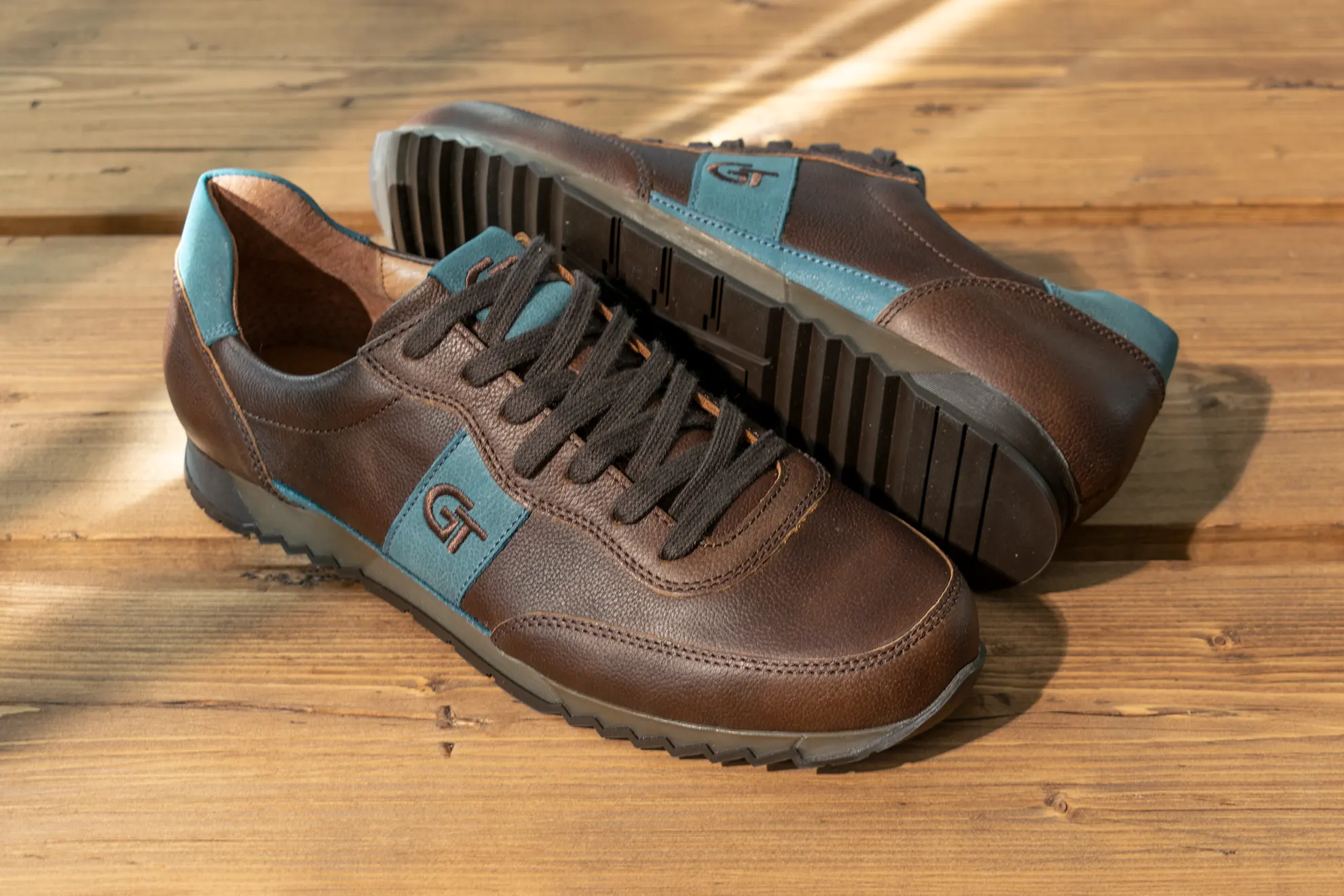 G&T Aktív Nomád bőr sportcipő