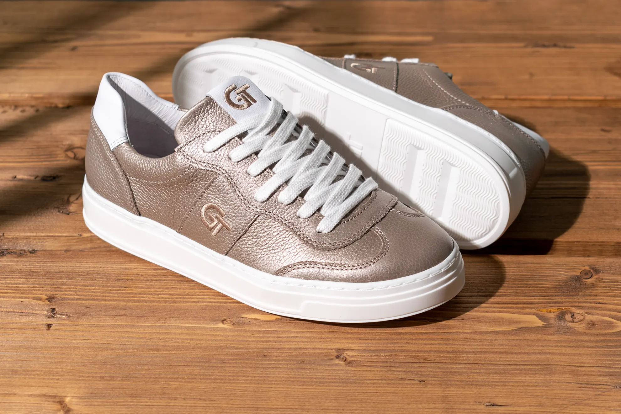 G&T Street Taupe bőr sportcipő